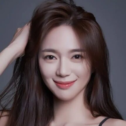서울예대 여신으로 불리며 미모로 유명했는데 수석 입학까지 했다는 여배우
