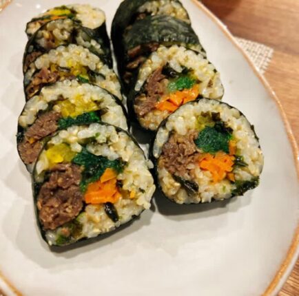 “속재료 다 빼세요” 앞으로 김밥 만들 때 “이 음식” 넣어야 보약이 됩니다.