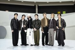 BTS ‘아리랑’ 빌보드 2주 연속 1위 대기록…’스윔’ 2위