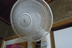 “분해하지 마세요” 선풍기에 낀 먼지 “3분”만에 제거하는 초간단 방법.