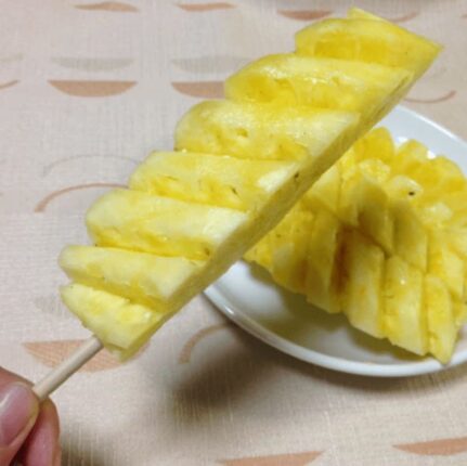 마트에서 사온 파인애플을 “이렇게” 보관하세요 단맛 3배 올리는 꿀팁입니다.