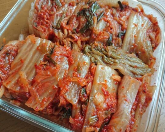 몸에 좋은 김치도 “이 증상” 생겼다면 바로 버리세요 암세포 덩어리입니다.