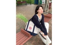 (명품백도 집어던진다고?) 여배우들이 문신처럼 메는 ‘에코백’ 브랜드