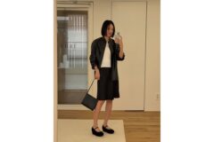 “형사 이미지는 어디로?” 거울 셀카 속 금새록, 블랙으로 완성한 오피스룩