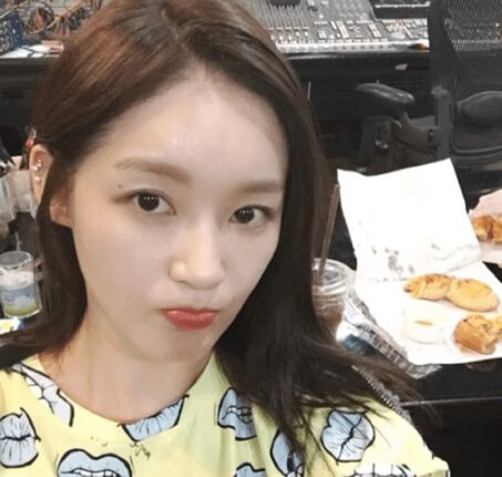 “살이 안 찔 수밖에 없네” 가수 강민경이 무려 10년간 지키고있다는 ‘이 식단’