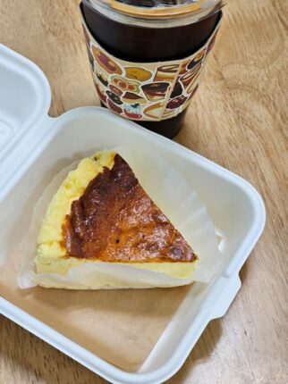 장기동카페 음료와 디저트 모두 맛있는 소굴속 김포장기