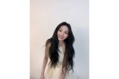“AI보다 더 AI 같은 비주얼”… 순백의 드레스로 남심 저격한 카리나, 화이트 홀터넥룩