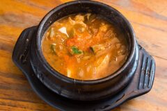 “이 찌개 국물만 안 마셔도” 지긋지긋한 염증 사라지고 “수명”이 5년은 더 늘어납니다