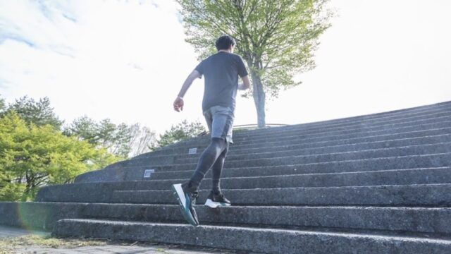 “계단 오르기보다 훨씬 낫습니다” 60대 에 무너진 무릎관절 살려내는 의외의 운동 1위