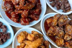 ‘식어도 맛있다!’ 바삭한 통닭에 달콤한 소스가 어우러진 양념치킨 맛집 4