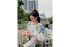 인형이야 사람이야?”… 브레이브걸스 유나, 청량미 터지는 화이트 크롭룩