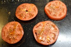“생으로 먹지 마세요” 익힌 토마토 꾸준히 섭취하면 ‘이것’부터 달라집니다.
