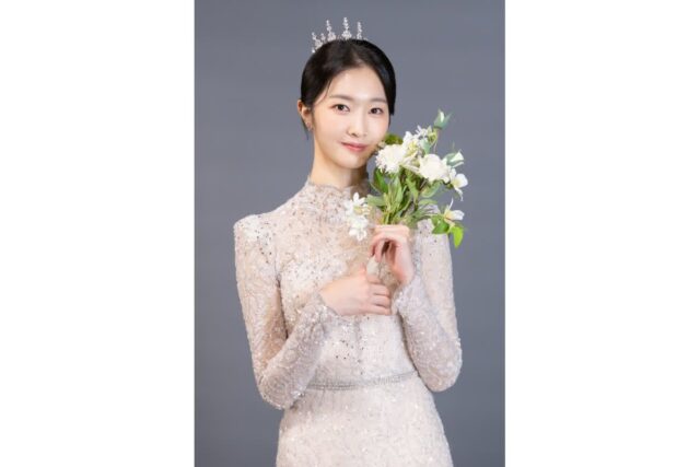 배우 이희준의 17살 연하 약혼녀라는 너무 예쁜 이 여배우의 정체