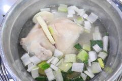 닭으로 만드는 뜨끈한 보양식! 서울 닭한마리 맛집 5