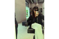 ‘걸크러쉬 폭발’ 강예원, 블랙 보머 재킷으로 완성한 힙한 근황