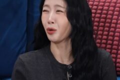 선배가 장난으로 퍼뜨린 말 때문에 사람이 싫어 집순이로 살았다는 여가수