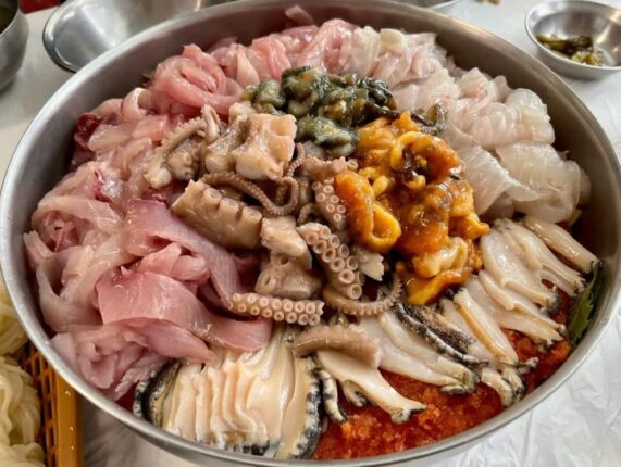 주말 드라이브 가자! 줄 서서 먹는 인천 영종도 맛집 5