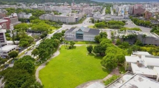 투박한 원석이 힙한 오브제가 되는 과정, 대만 화롄의 석조 공간 4곳
