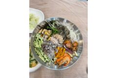 새콤달콤 살얼음 육수와 신선한 해산물이 미쳤다! 물회 마니아가 꼽은 물회 맛집 5