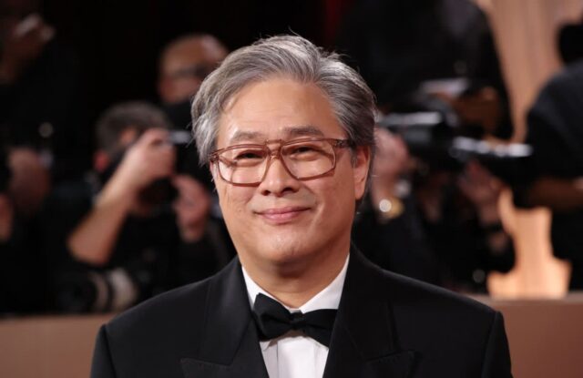 박찬욱 차기작은 할리우드 핏빛 서부극…탕웨이·매코너헤이 합류