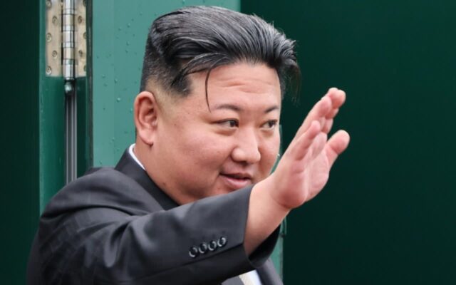 김정은 또 탄도미사일 5발 발사… 서울·오산·평택 전부 사정권