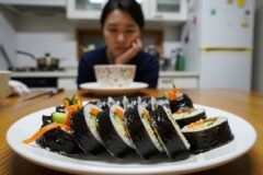 김밥은 꼭 ‘여기’에 보관하세요. 일주일 지나도 새것처럼 맛있습니다