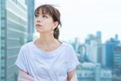 “옷차림도 밥값도 아니다..” 돈 많아도 빈티가 나는 사람의 특징 1위