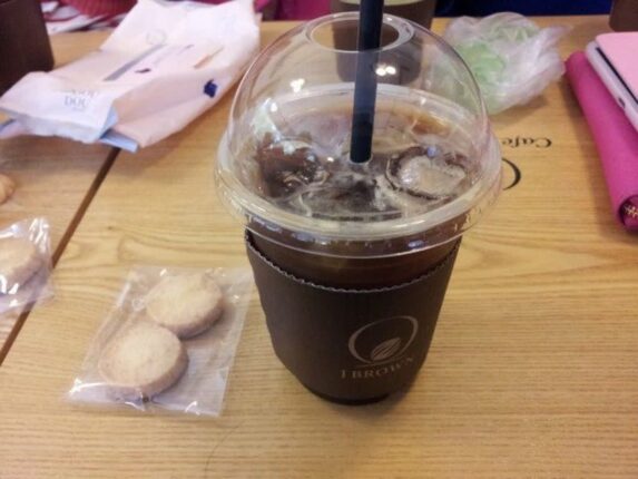 커피 대신 “이 물” 한 잔씩 마시세요, 막힌 혈관 뚫어주고 심장 마비 막아주는 1위 음료