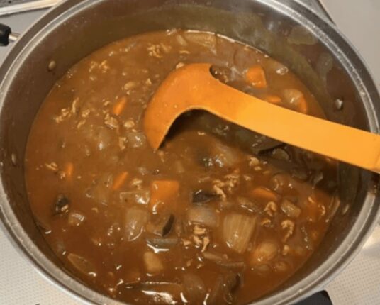 카레 만들 때 “이 2가지”만 넣으세요 카레만 30년 만든 장인 레시피 입니다.