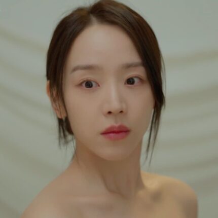 은밀한 취미가 누드모델? 너무 무리한 설정이란 반응 나오는 이 드라마