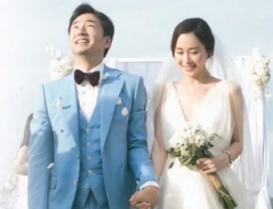 11살 연하 부인에게 역술인 말 듣고 ‘이혼 통보’