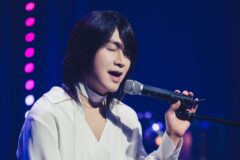발라드 가수 도전했더니…39주 연속 2위 돌풍중인 40대 배우 근황