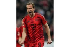 “눈물까지 보였는데…” 케인, 끝내 아스널 아닌 PSG 우승 예상한 이유는