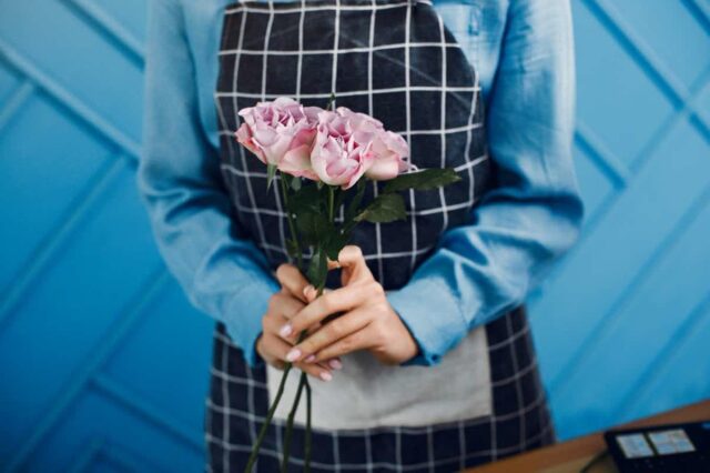 어버이날 카네이션 고르는 꿀팁, 색깔부터 생화·조화·용돈 같이 드릴 때 꿀팁