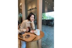 “시선 강탈 비주얼” 한혜진 단정한 단발머리에 어울리는 클래식 무드 정석