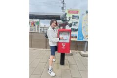 “모델 포스 뿜뿜” 유인영 일본 여행지도 런웨이 만드는 버뮤다 팬츠의 정석