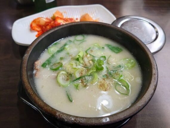한국인 99%가 하던 “이 식습관” 의사도 경고한 췌장 망가지는 습관입니다.