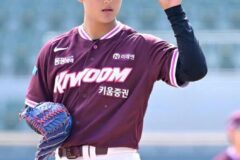 “7억팔 괜히 아니었다” 데뷔전 논란 지운 157㎞ 광속구…KT 타선 얼어붙은 진짜 이유