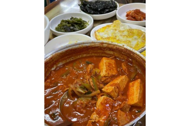 칼칼하면서 찐한 국물이 소주랑 찰떡! 전국 고추장찌개 맛집 5