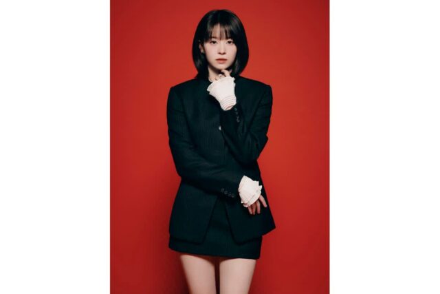 이런 신인 배우 없었다…자른 머리를 환자들에게 기부한 예쁜 여배우