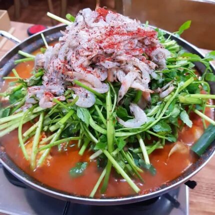 ‘인스타엔 없어요’ 알음알음 어르신들이 검증한 찐맛집 5