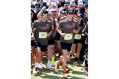 [포토&] 주말 강릉 달군 박보검·션, 트레일러닝 10km 완주 ‘박보검의 미소’