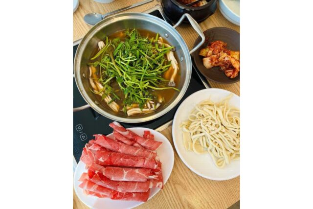 신선한 재료를 육수 속에 퐁당! 모임하기 좋은 전국 샤브샤브 맛집 5