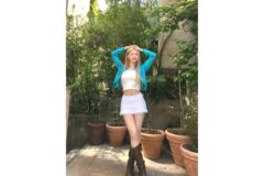 미연, 햇살 아래 더욱 빛난 러블리 썸머룩