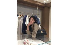 정소민, 차분한 무드 속 빛난 클래식 스타일링