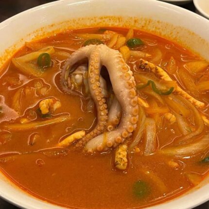 짬뽕 하나로 손님들 줄 세우는 전국 짬뽕 맛집 5