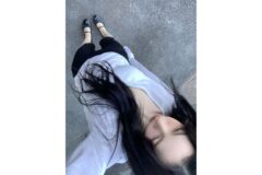 카리나, 숨 막히는 분위기…한 컷으로 완성한 화보 감성