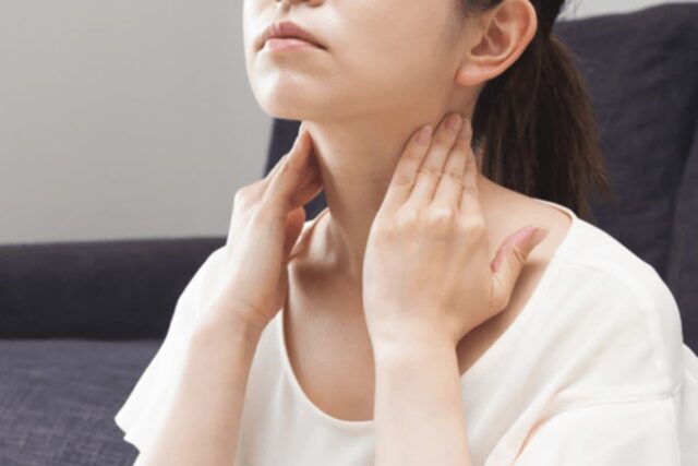피곤함 아닙니다 “목에 이 증상” 생겼다면 ‘간건강’ 심각하게 무너진 겁니다.
