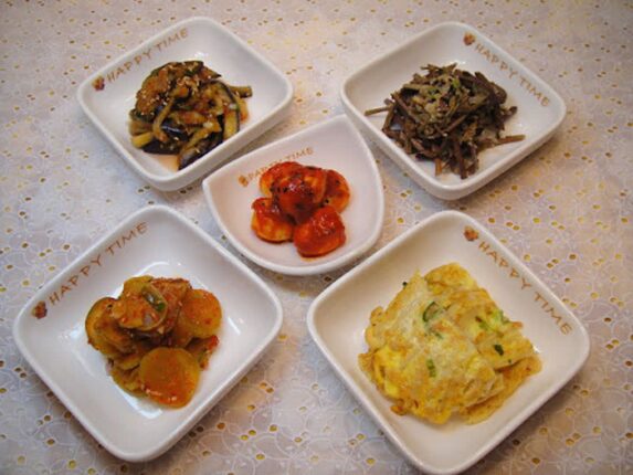 “치매 걱정되면 당장 줄이세요..” 의사들이 경고한 식탁 위 반찬 3가지