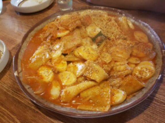 맛과 가성비 모두 만족! 고려대생 추억 소환하는 고대 안암 맛집5
